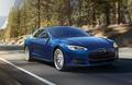 Tesla представила доступный полноприводный электрокар Model S 70D